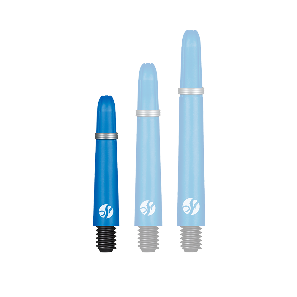 Shot Koi Carbon Shafts - Blue Auf dem Bild sind drei blaue Dartschäfte in verschiedenen Längen zu sehen. Sie haben schwarze Gewinde und silberne Ringe.