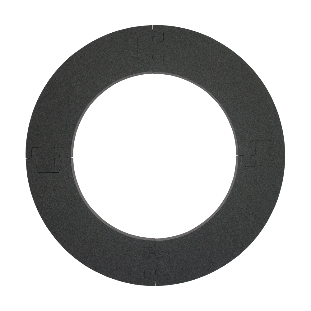 DBS2020_McDart_Catchring_Premium_Made_in_Germany_Edition_2020_2MaiLDTEaJKcJ9 Das Bild zeigt den McDart Catchring Premium - Made in Germany Edition. Es handelt sich um einen schwarzen Schutzring, der um eine Dartscheibe gelegt wird.
