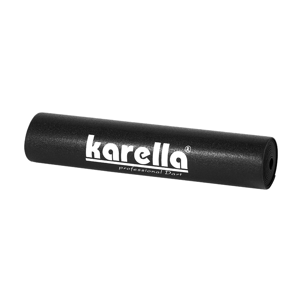 808701_Karella_Dartmatte_Eco-Star_2 Dies ist eine schwarze, zusammengerollte Dartmatte mit der Aufschrift "Karella professional Dart". Sie heißt "Karella Dartmatte Eco-Star".