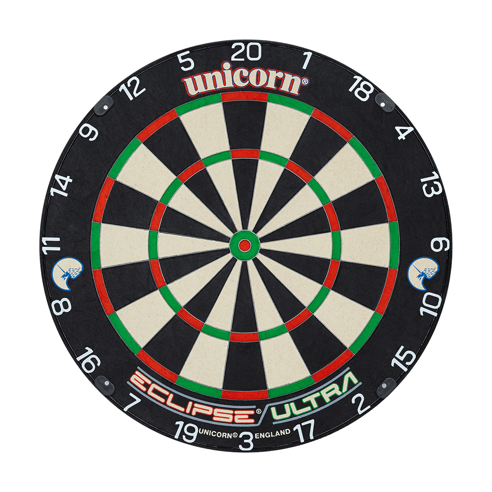 Unicorn Eclipse Ultra steel dartboard Das Bild zeigt eine Steeldart-Scheibe mit dem Namen "Unicorn Eclipse Ultra". Die Scheibe hat farbige Markierungen in Schwarz, Weiß, Rot und Grün sowie deutlich sichtbare Zahlen.