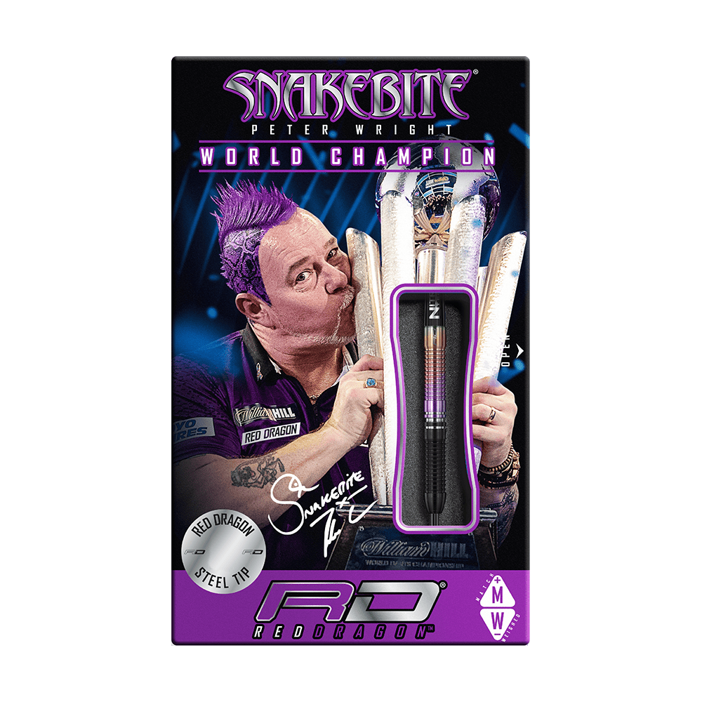 RD2173_Red_Dragon_Peter-Wright_Snakebite_World_Champion_2020_Edition_Steeldarts_3_NEU Auf der Verpackung sind die "Red Dragon Peter Wright Snakebite World Champion 2020 Edition Steeldarts" abgebildet. Das Design zeigt Peter Wright mit Pokal und den enthaltenen Dartpfeilen im Vordergrund.