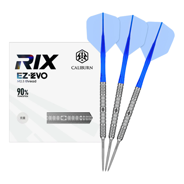 Das Bild zeigt das vollständige Set der Caliburn Rix EZ-EVO R1 Steeldarts. Es handelt sich um professionelle Steeldarts für ambitionierte Spieler.