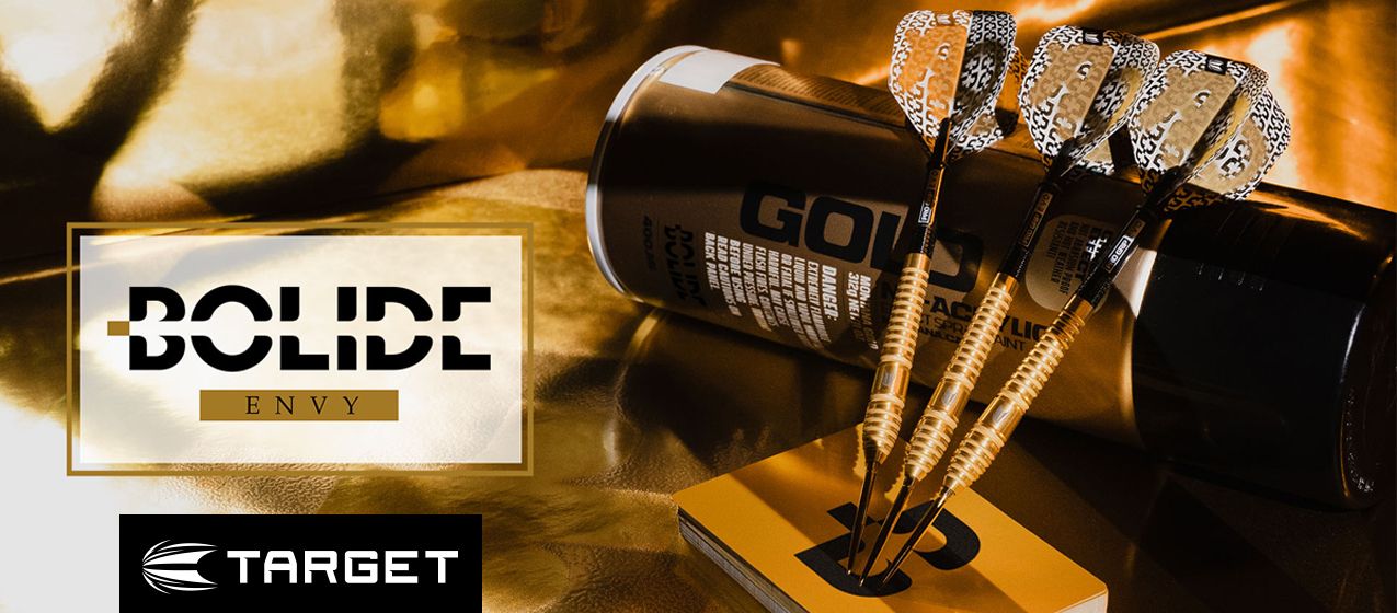 Das Bild zeigt ein Produktbild mit dem Dateinamen 2025-03_LP_Target_BolideEnvy. Es handelt sich vermutlich um ein Dartzubehör.