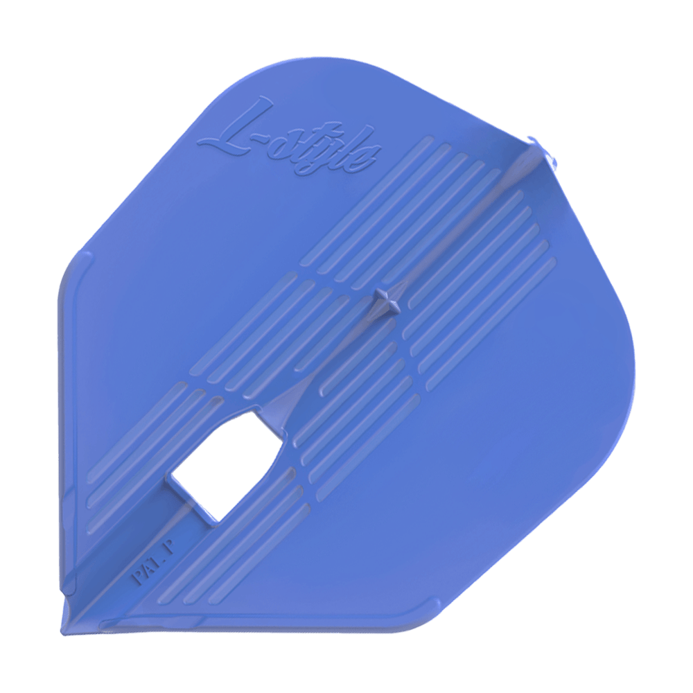 L-Style KAMI L3PRO Flights Das Bild zeigt ein blaues Dartflight mit dem Schriftzug "L-style" darauf. Das Flight hat eine eckige Form und gerillte Muster.