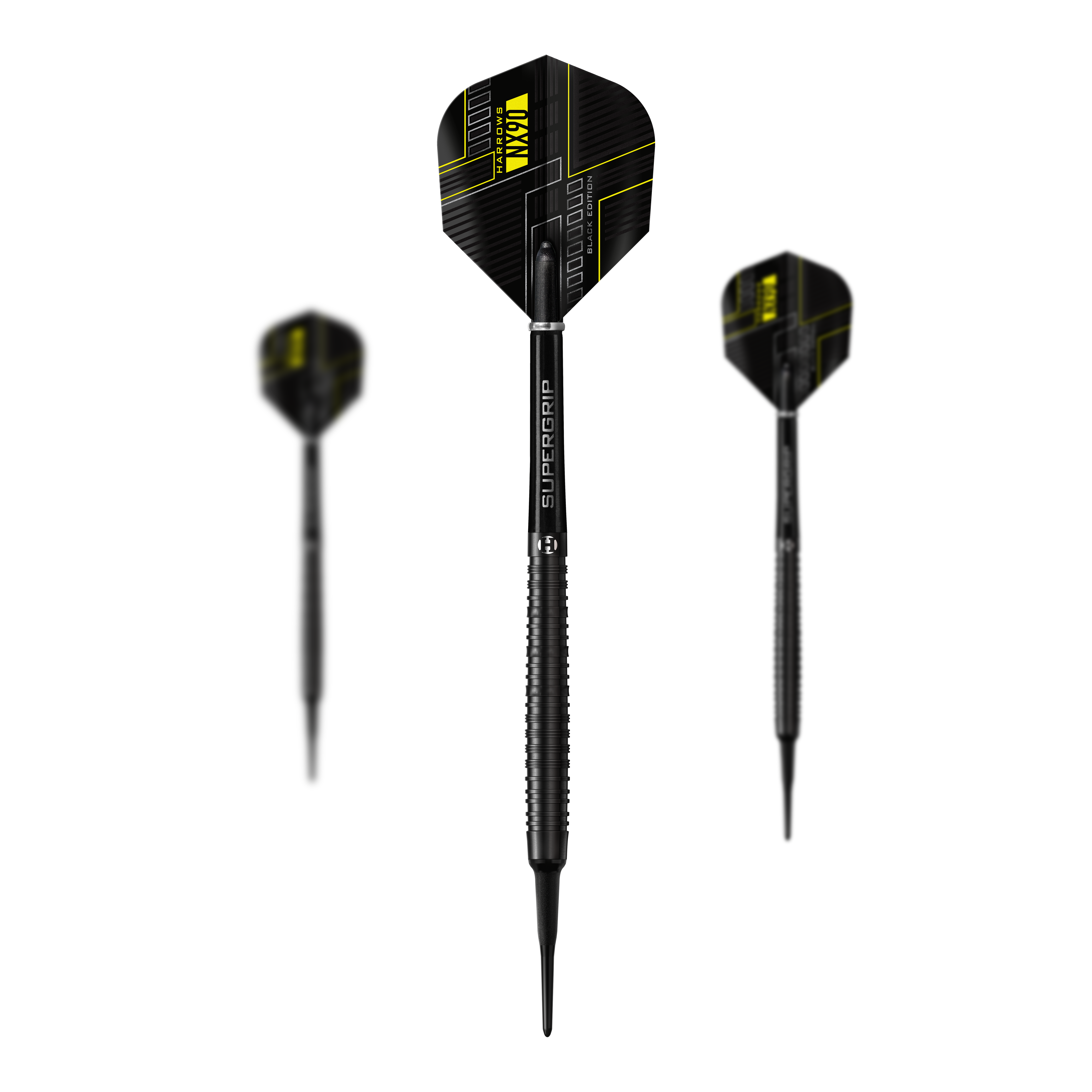 Harrows NX90 Black Edition soft darts Das Bild zeigt drei schwarze Softdarts der Marke Harrows NX90 Black-Edition. Die Flights haben ein modernes, schwarzes Design mit gelben Akzenten.