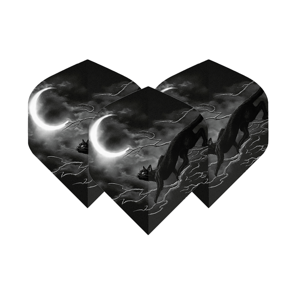 Alchemy Minnaloushe No2 Standard Flights Das Bild zeigt die Alchemy Minnaloushe No2 Standard Flights. Auf den Flights ist eine schwarze Katze vor einem Halbmond und dunklen Wolken abgebildet.