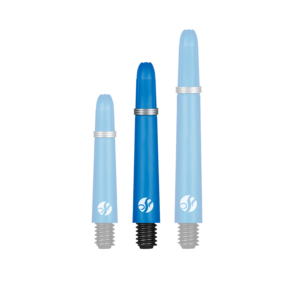 Shot Koi Carbon Shafts - Blue Das Bild zeigt drei blaue Carbon-Schäfte in unterschiedlichen Längen. Jeder Schaft hat unten ein schwarzes Schraubgewinde und ein silbernes Ringdetail.