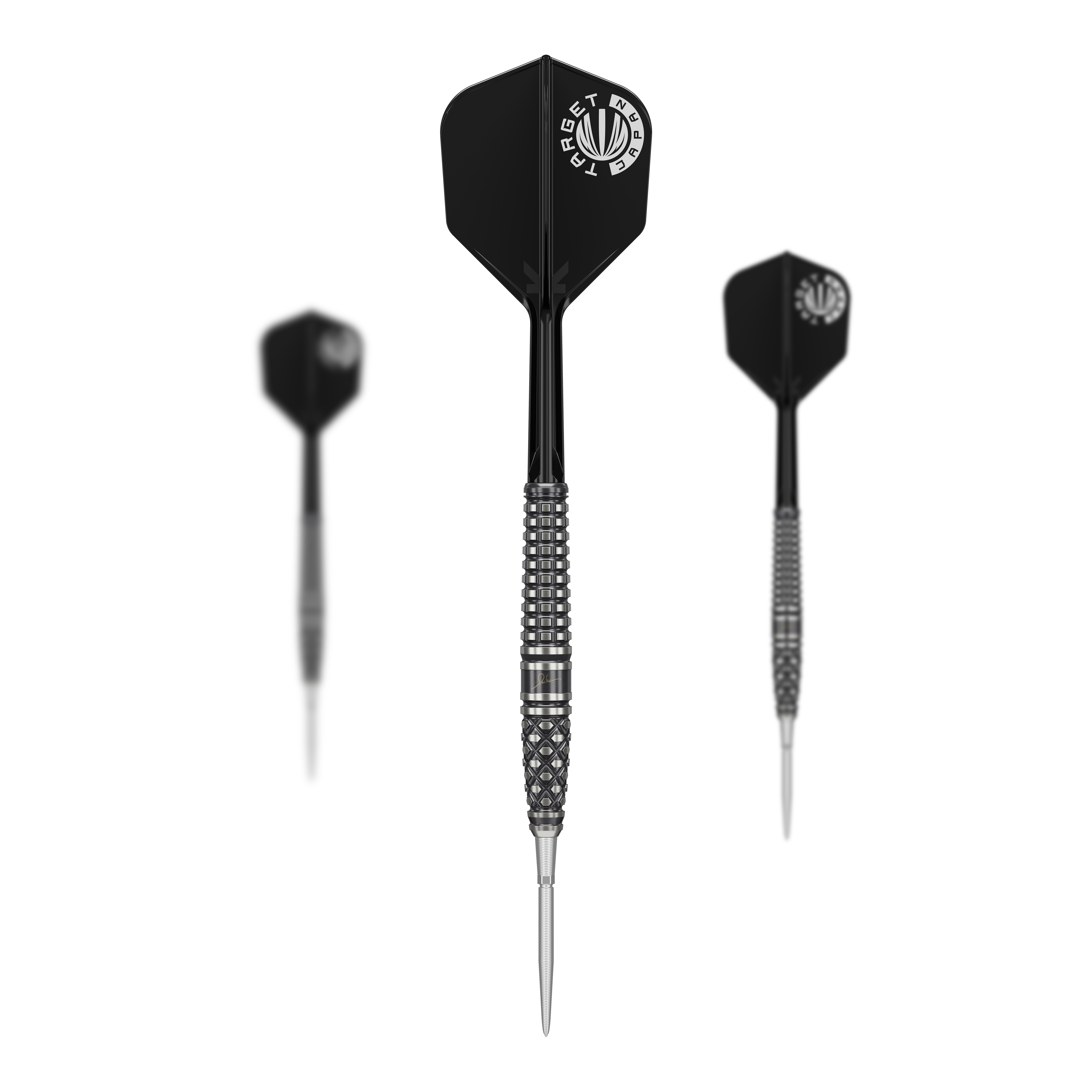 Target Japan Paul Lim The Legend GEN8 Swiss Point Steeldarts - 24g Das Bild zeigt drei Steeldarts des Produkts „Target Japan Paul Lim The Legend GEN8 Swiss Point – 24g“. Die Darts haben schwarze Flights und ein silbernes, strukturiertes Barrel-Design.