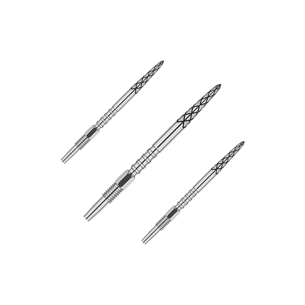 Das Bild zeigt drei silberne Dartspitzen mit feinen Gravuren. Sie sind in einer diagonalen Linie angeordnet und haben ein modernes Design.