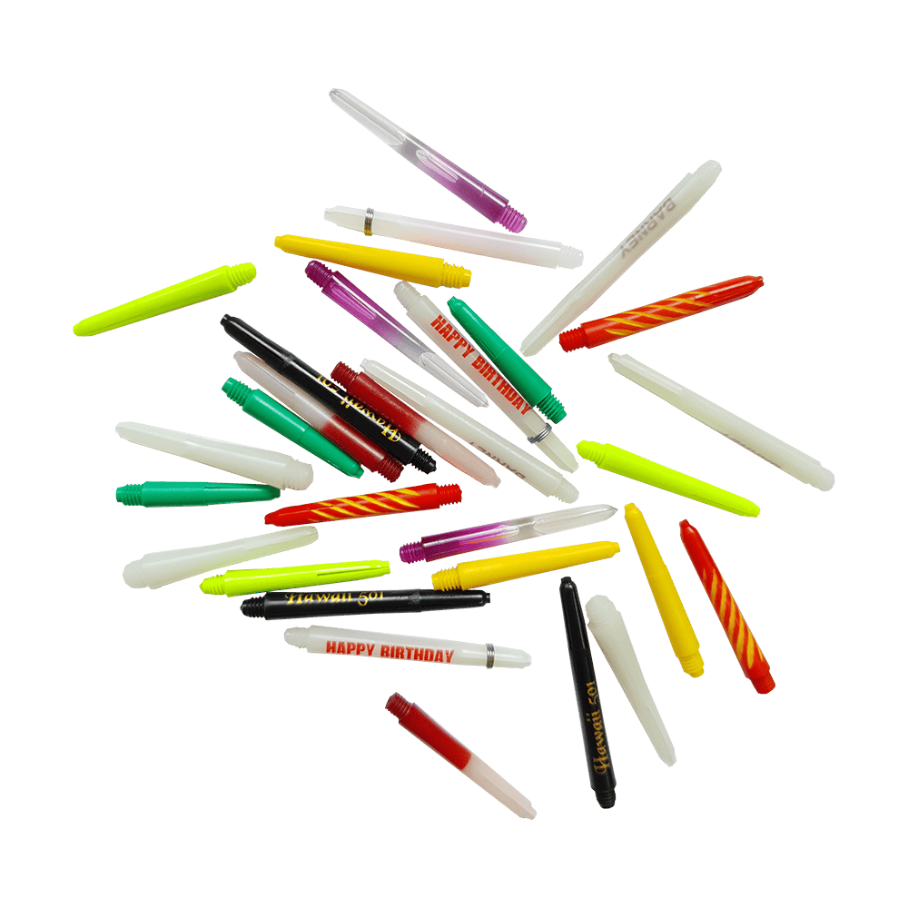 360_Shaft_-berraschungs_Pack_10Sets_1 Das Bild zeigt eine bunte Auswahl an Dart-Schäften in verschiedenen Farben und Designs. Es handelt sich um das Produkt "Shaft Überraschungspaket (10 Sets)".