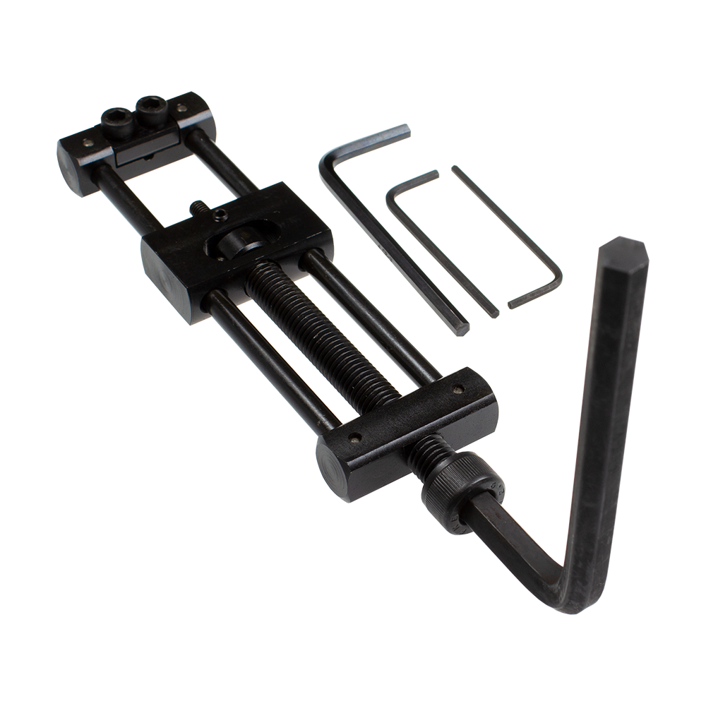 Designa Dart Repointer Black Pro Edition - Tip Changer Abgebildet ist der Designa Dart Repointer Black Pro Edition - Spitzenwechsler. Mit diesem Produkt können Dartspitzen einfach ausgetauscht werden.