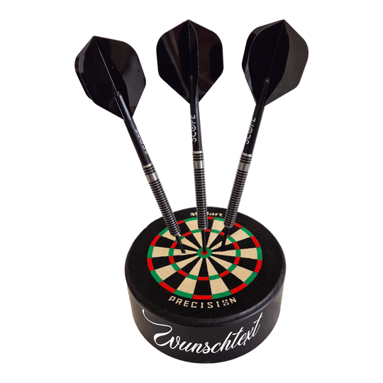 Gezeigt wird ein Artikel mit dem Dateinamen 765_McDart_Mini_Precision_Dartboard_Darthalter_1_WeatherSunday. Das Produkt gehört vermutlich zur Kategorie Dartboard-Halterungen.