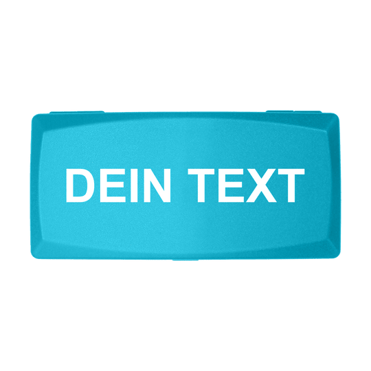 ABS box with custom print Die Abbildung zeigt eine himmelblaue Box mit der Aufschrift "DEIN TEXT" in weißer Schrift. Die Box hat eine rechteckige Form und einen schlichten, modernen Look.