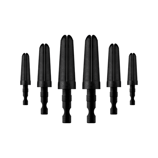 HR442_Harrows_Carbon_360_Shaft_Tops_1xbeNBmZWcKghw Das Bild zeigt sechs schwarze Ersatzspitzen für Dartschäfte, die als „Harrows Carbon 360 Shaft Ersatztops“ bekannt sind. Sie sind in zwei verschiedenen Größen angeordnet und gleichmäßig nebeneinander platziert.