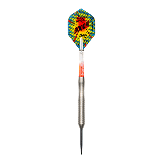 Auf dem Bild ist das Produkt Karella Comic Line CL-2 Steeldarts - 23g zu sehen. Der Dartpfeil ist detailreich dargestellt.
