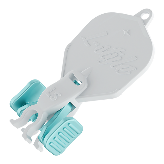 L-Style L-System Key-2 Flight Shaft Remover Tool Hier ist das L-Style L-System Key-2 Flight Shaft Remover Tool abgebildet. Das Werkzeug wird verwendet, um Flights und Shafts bei Darts zu entfernen.