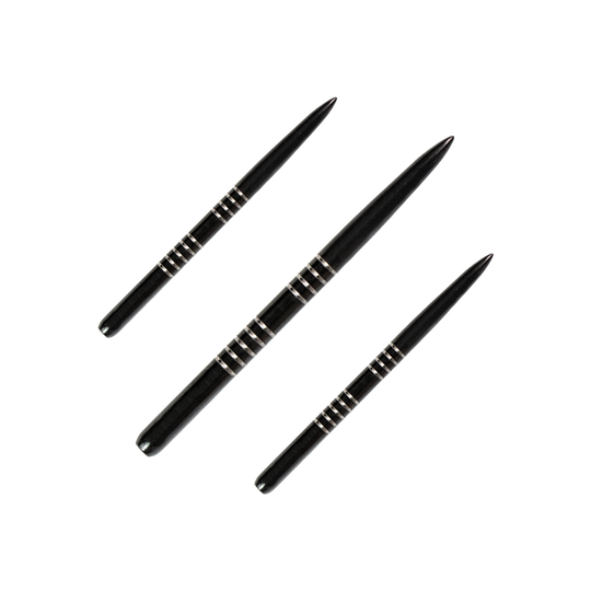 Das Bild zeigt drei schwarze Steeldartspitzen des Produkts "Bulls GP1". Sie sind schlank geformt und haben silberne Rillen zur besseren Griffigkeit.