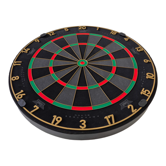 Dieses Foto stellt das BullsNL Advantage Black Edition Steeldartboard dar. Es ist ein weiteres Bild dieses Dartboards.