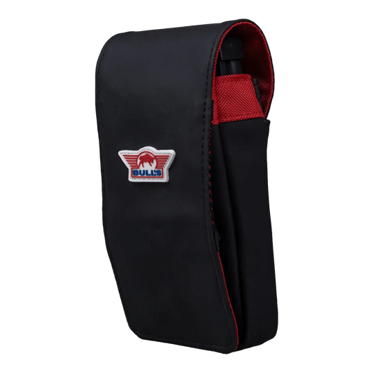 Abgebildet ist das Bulls NL Spacecase Softcase Schwarz-Rot. Es handelt sich um eine Darttasche für einfachen Transport.