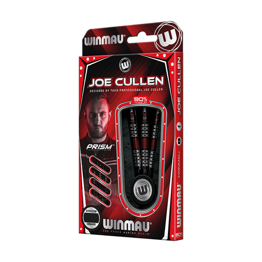 1470_Winmau_Joe_Cullen_Special_Edition_Steeldarts_3 Auf dem Bild ist eine Verpackung für Winmau-Steeldarts, die das Design von Joe Cullen trägt. Die Verpackung ist überwiegend rot und schwarz und zeigt drei Darts sowie ein Porträt von Joe Cullen.
