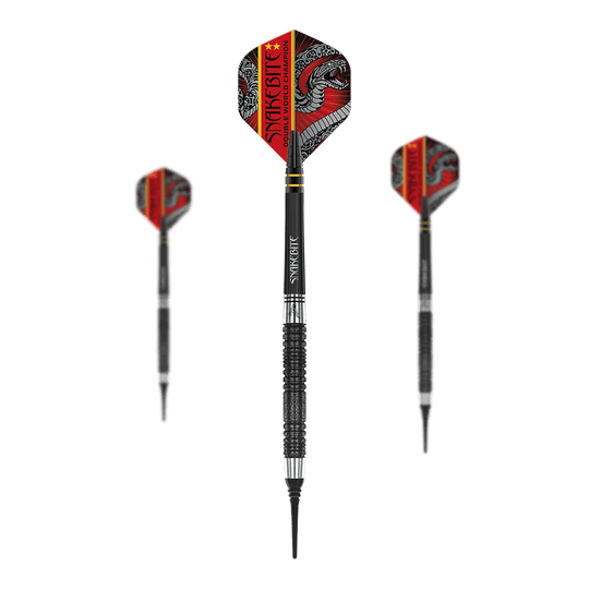 Red Dragon Peter Wright Double World Champion SE Black Softdarts - 20g Das Bild zeigt drei schwarze Softdarts mit dem Namen "Red Dragon Peter Wright Double World Champion SE Black - 20g". Die Flights sind rot-schwarz gestaltet und tragen den Schriftzug "Snakebite Double World Champion".