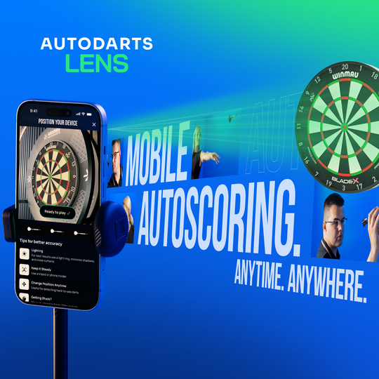 Winmau Autodarts Device Stand & 12 Months Membership Bundle Das Bild zeigt das Winmau Device Stand & 12 Monate Membership Bundle. Enthalten sind ein Gerätehalter und eine 12-monatige Mitgliedschaft.