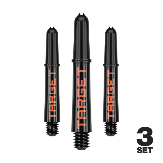 Target Pro Grip TAG Shafts - 3 Sets - Black Orange Auf dem Bild sind drei schwarze Dartschäfte mit orangener "TARGET"-Aufschrift zu sehen. Unten rechts steht "3 SET", was darauf hinweist, dass es sich um ein Set aus drei Stück handelt.