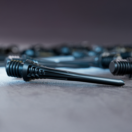 Die Abbildung zeigt die Verpackung der Target Cryo Softdartspitzen 30er Pack in Schwarz. Sie eignen sich für elektronische Dartscheiben und garantieren sicheren Halt.