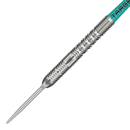 Abgebildet ist eine Variante der Target Hydro 01 Swiss Point Steeldarts. Die Darts sind im Detail zu erkennen.