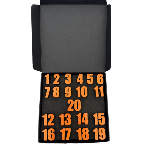 McDart Dartboard Number Rings / Number Ring Classic Das Bild zeigt eine Box mit der Aufschrift Classic Orange. Die Verpackung ist im gleichen Stil gehalten.