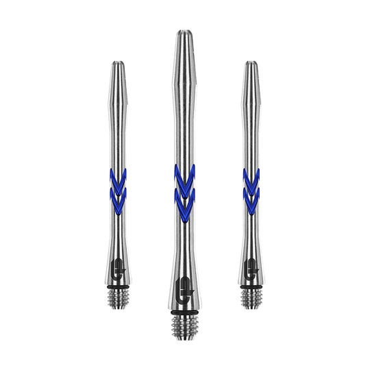Das Bild zeigt drei silberne Aluminium-Dartschäfte mit blauen V-förmigen Rillen. Es handelt sich um das Produkt "Red Dragon Gerwyn Price V-Groove Blue Aluminium Shafts".