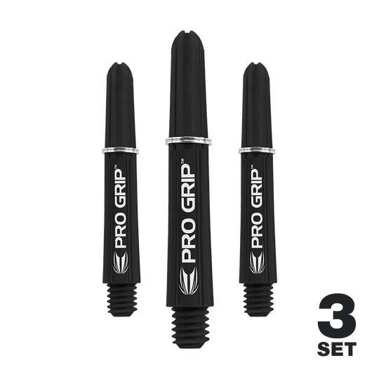 Target Pro Grip Shafts - 3 Sets - Black Auf dem Bild sind drei schwarze Pro Grip Dartschäfte zu sehen. Unten rechts steht „3 Set“, was auf ein Set aus drei Stück hinweist.