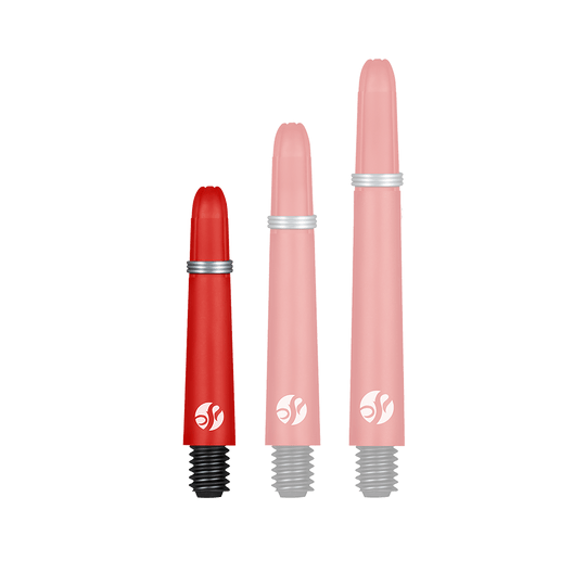 Shot Koi Carbon Shafts - Red Das Bild zeigt drei rote Dartschäfte in unterschiedlichen Längen. Jeder Schaft hat einen schwarzen Gewindeansatz und einen silbernen Ring.