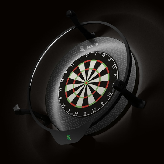 Scolia Stealth Dartboard Surround Hier sieht man das Scolia Stealth Dartboard Surround. Es dient als Schutz und Rahmen für eine Dartscheibe.