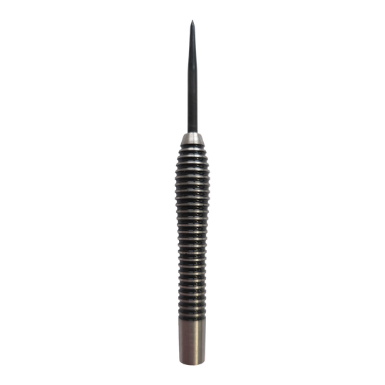 McDart Black Ring Teardrop Steeldart Barrels - 24g Gezeigt wird das Produkt McDart Black Ring Teardrop Steeldart-Barrels - 24g. Die Dart-Barrels heben sich durch ihre besondere Teardrop-Form und schwarze Ringe hervor.