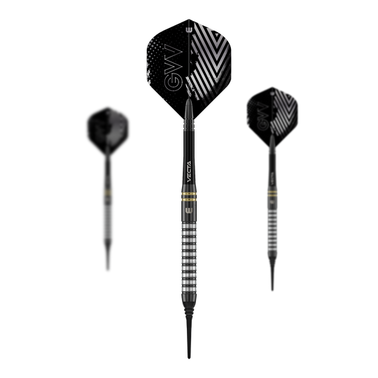 Das Foto zeigt ein Set der Winmau Gian Van Veen TS Softdarts 18g. Alle Darts liegen nebeneinander auf einer ebenen Fläche.