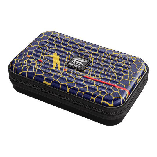 Target Takoma Josh Rock XL dart case Das Bild zeigt das Produkt "Target Takoma Josh Rock XL Dartcase". Das Dartcase hat ein blaues Design mit gelben Linien und einem roten Streifen sowie ein zentrales "Target"-Logo.