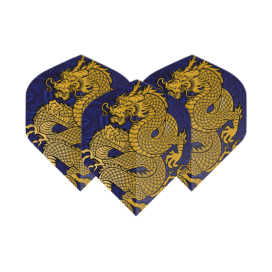 Pentathlon Flights Dragon blue Auf dem Bild sind drei Dartflights mit einem auffälligen goldenen Drachendesign auf dunkelblauem Hintergrund zu sehen. Es handelt sich um die "Pentathlon Dragon 4 Standard Flights".
