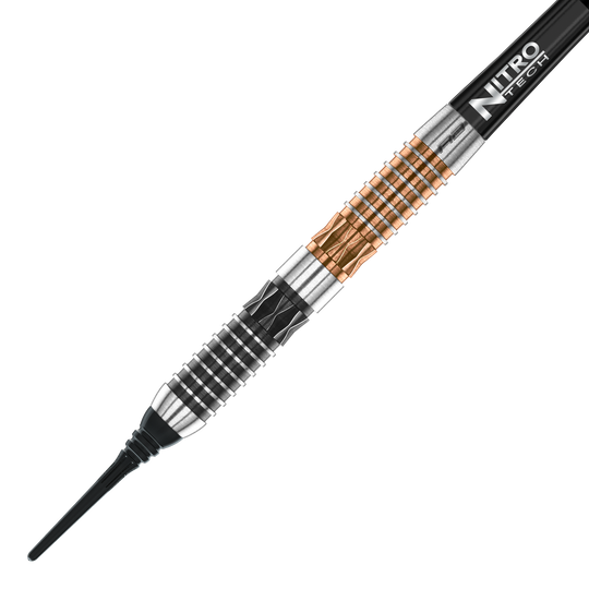 Red Dragon Panterra soft darts - 20g Das Bild zeigt einen Red Dragon Panterra Softdart mit einem Gewicht von 20g. Der Dartpfeil hat ein auffälliges Design mit schwarzen, silbernen und bronzefarbenen Elementen.