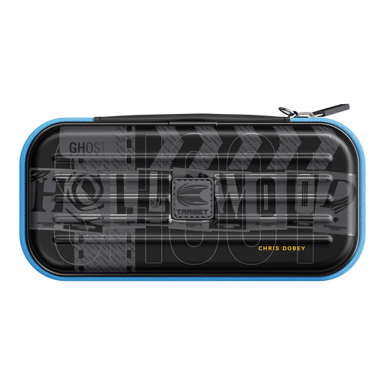 Das Bild zeigt das Takoma Ghost Series Chris Dobey Dartcase. Dies ist ein Dartcase aus einer speziellen Kollektion.