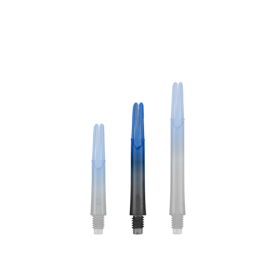 Das Bild zeigt drei unterschiedlich lange, zweifarbige Dartschäfte in Schwarz und Blau. Sie stehen aufrecht nebeneinander auf einem neutralen Hintergrund.