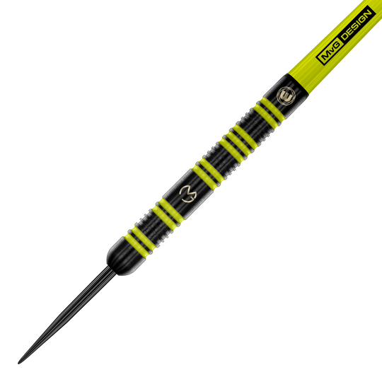 Winmau Michael Van Gerwen 85 Pro-Series steel darts Das Bild zeigt einen Winmau Michael Van Gerwen 85 Pro-Series Steeldart. Der Dart ist schwarz mit auffälligen gelb-grünen Ringen und hat das MVG-Logo eingraviert.