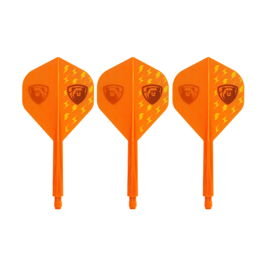 Das Bild zeigt drei orangefarbene Dart-Flights mit integriertem Schaft. Sie haben ein Blitzmuster und ein Logo auf jeder Flight-Seite.