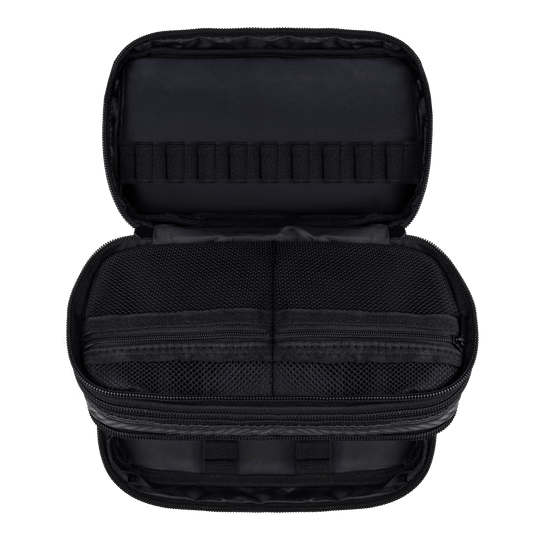 Bulls NL Carbon Wallet Zu sehen ist das Bulls NL Carbon Wallet. Es eignet sich ideal zum Transport und zur Aufbewahrung von Dartzubehör.