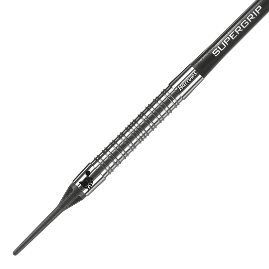 HA11810-Harrows-Supergrip-90-Softdarts-2 Das Bild zeigt einen Harrows Supergrip 90% Softdart. Der Dartpfeil hat einen silbernen, gerillten Schaft und eine schwarze Spitze.