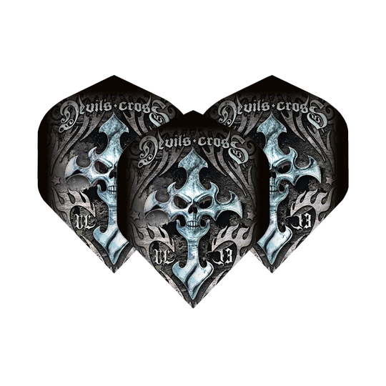 ALC1_Alchemy_Devils_Cross_Standard_Flights_1C1ehztmsGYyn6 Das Bild zeigt drei Dartflights mit dem Namen "Alchemy Devils Cross No2 Standard Flights". Das Design ist dunkel und zeigt einen Totenkopf mit Kreuzmotiv und dem Schriftzug "Devils Cross".