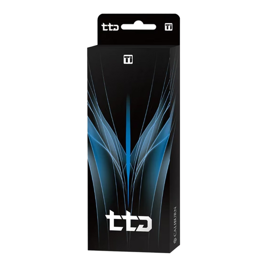 Das Produkt Caliburn TTD Complete Titanium T2 Rainbow Steeldarts - 6g ist abgebildet. Die Darts überzeugen durch ihr farbenfrohes Regenbogendesign und geringes Gewicht.