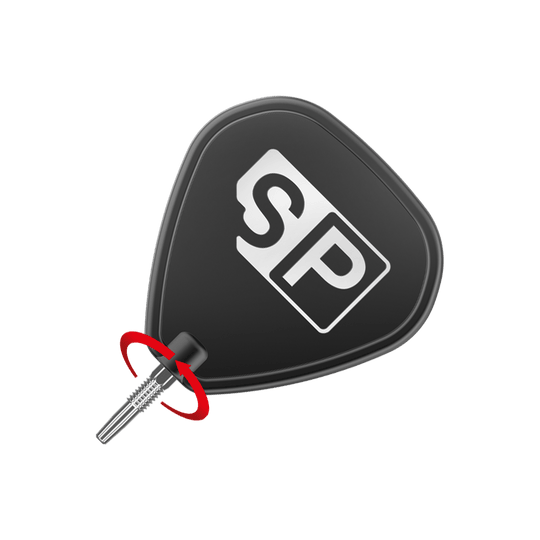 Target Swiss Point Nano Dart Tips - Silver Das Bild zeigt eine schwarze Dartflightscheibe mit den weißen Buchstaben "SP" darauf. Unten ist eine silberne Dartspitze zu sehen, um die ein roter Pfeil eine Drehbewegung anzeigt.