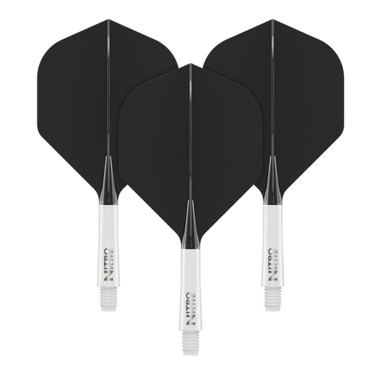 Auf dem Bild sind drei schwarze Dartflights mit weißen Schäften zu sehen. Auf den Schäften steht der Schriftzug „NITRO FLITE“.