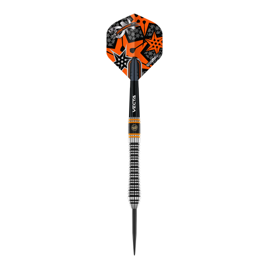 Winmau Danny Noppert Signature Edition 2 steel darts Dies ist ein Winmau Danny Noppert Signature Edition 2 Steeldart. Der Dart hat ein auffälliges schwarzes, silbernes und orangefarbenes Design mit Sternmotiven auf dem Flight.